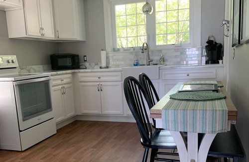 Harbor Beach House | Lovely home on Lake Huron