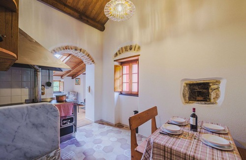 Velva Apartment | Lovely apartment for 4 people with WIFI, TV and patio