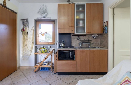 San Bartolomeo al Mare Apartment | Lovely apartment for 4 guests with WIFI, balcony and parking