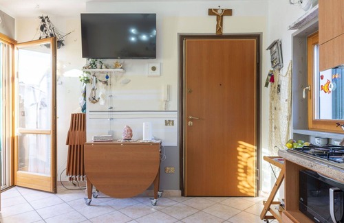 San Bartolomeo al Mare Apartment | Lovely apartment for 4 guests with WIFI, balcony and parking