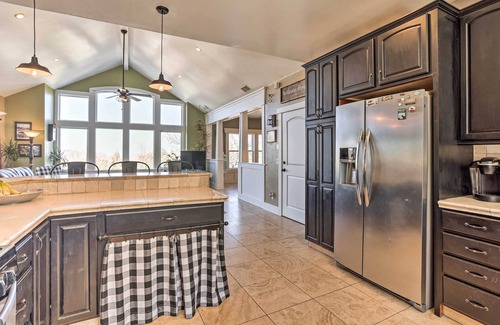 Lake Arrowhead Cottage | Lovely Lake Arrowhead Home w/Private Hot Tub