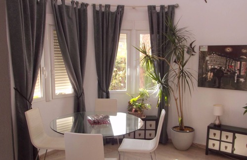 Hoya de los Patos Villa | Lovely Modern 4 Bed Villa with Private Pool in Busot, Nr El Campello , Alicante