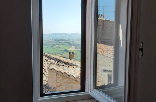 Todi Apartment | Lovely nest with fireplace