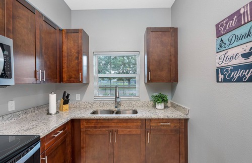 Tampa Condo | Lovely Newly built condo centrally located in TPAn