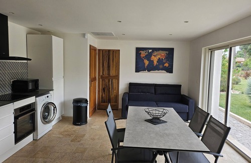 Les Arcs-sur-Argens House | Lovely outbuilding in Le ARCS sur Argens, 30 minutes from Saint Tropez.