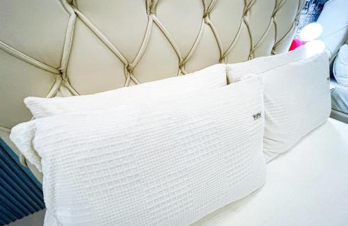 Baclaran Apartment | Lovely Penthouse near Airport, City of Dreams 8pax