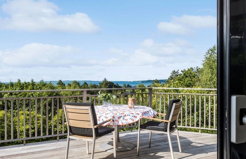 Handrup Strand House | Lovely pet-friendly home in Ebeltoft with kitchen