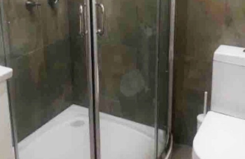 Glen Waverley Apartment | Lovely quiet space metres from parklands