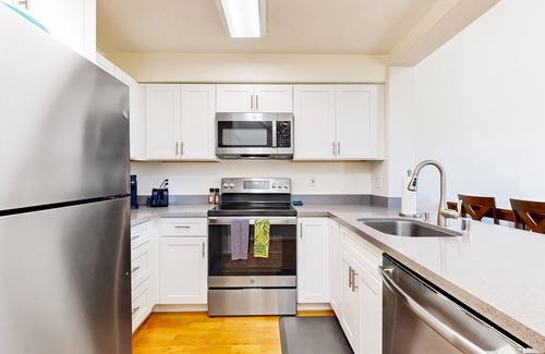 Westside Santa Cruz Condo | Lovely retreat with pool, hot tub, & balcony - walk to the beach - dog-friendly