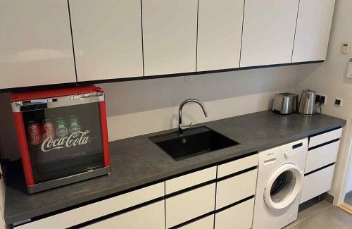 Kastrup Apartment | Lovely room near train&airport