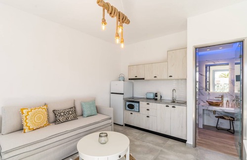 Emporio Villa | Lovely Santorini Villa | 1 Bedroom Villa | Private Pool & Beautiful Location |.