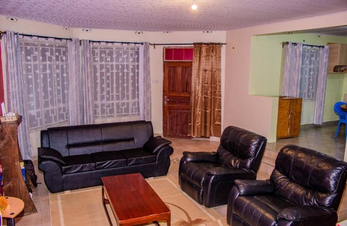 Nanyuki House | Lovely Spacious 3-bed All Ensuite House in Nanyuki