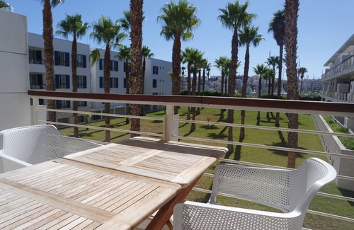 Telheiro Apartment | Lovely spacious one bed apartment with air con & WiFi