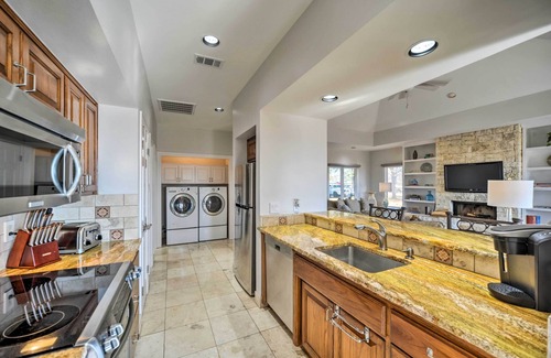 Barton Creek Lakeside Cottage | Lovely Spicewood Cottage w/Patio & Grill!