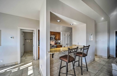 Barton Creek Lakeside Cottage | Lovely Spicewood Cottage w/Patio & Grill!
