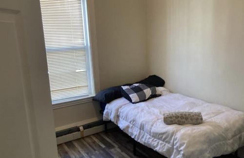 Dorchester House | Lovely stay close to the redline and Boston Downtown
