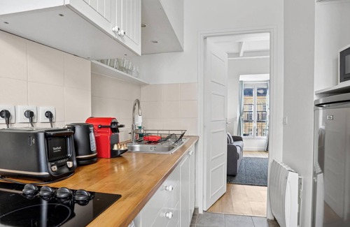 Saint-Germain-des-Pres Apartment | Lovely studio for 2 people in Paris
