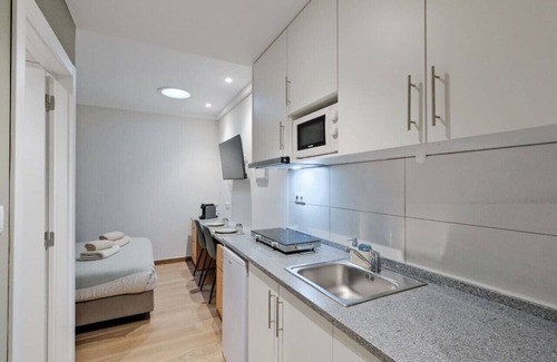 Alvalade Apartment | Lovely studio, fully equipped & near subway (Nº8)