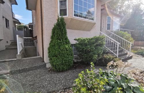 Burnaby House | Lovely suite