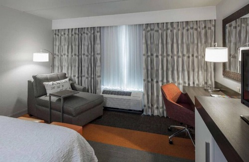 McNeil House | Lovely Suite w/ Modern Comforts! Free Breakfast