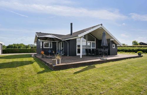 Flovt Strand House | Lovely Summer House In Haderslev