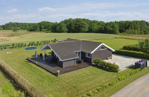 Flovt Strand House | Lovely Summer House In Haderslev