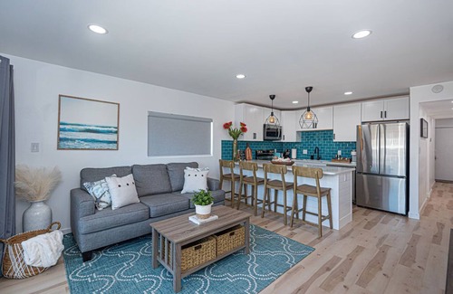Midtown Ocean City Apartment | Lovely Turnkey Ocean Block Condo In Ocean City MD