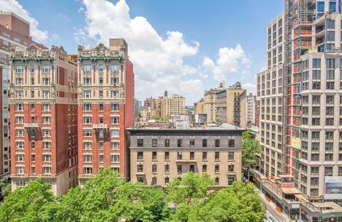Upper West Side Apartment | Lovely UWS 1BR w/Elevator & Doorman, near Central Park, by Blueground
