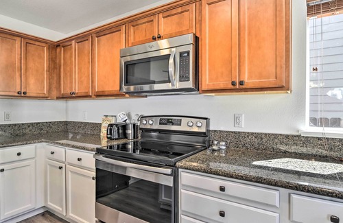 Five Corners House | Lovely Vancouver Home < 18 Mi to Portland!