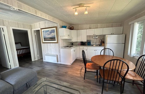 Wasaga Beach Cottage | Lovely Water Front Cottage- pool,firepit and amenities near by & access to water