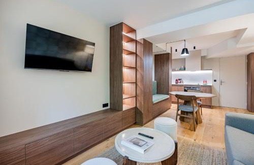 Quartier des Grandes-Carrieres Apartment | LovelyAppartment-OldMontmartre
