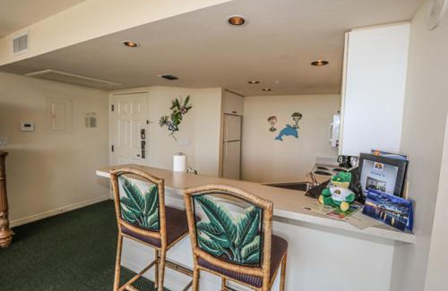 Fort Myers Beach Apartment | Lovers Key Resort 308