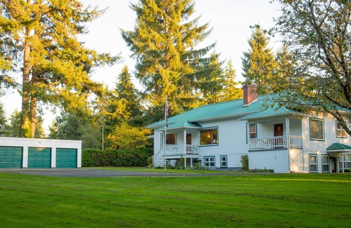 Oregon Coast House | LOW SEASON DISCOUNTS IN EFFECT! RENT THE PROPERTY FOR AS LOW AS 800 PER NIGHT!