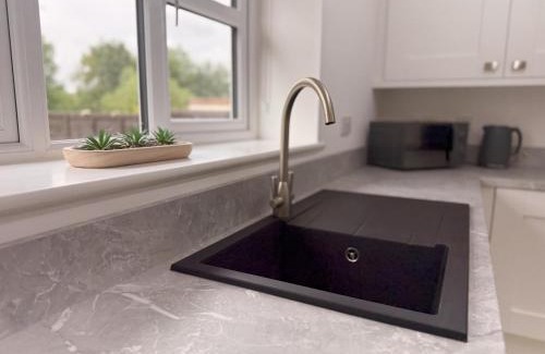 Cheslyn Hay House | Low Street Escape by GB Short Stays