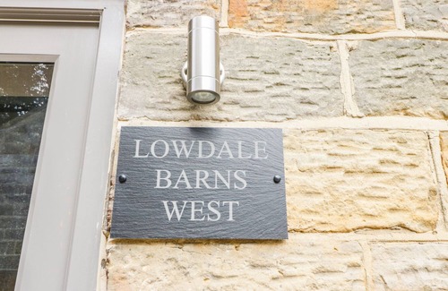 Briggswath Cottage | LOWDALE BARNS WEST, pet friendly, with a garden in Sleights