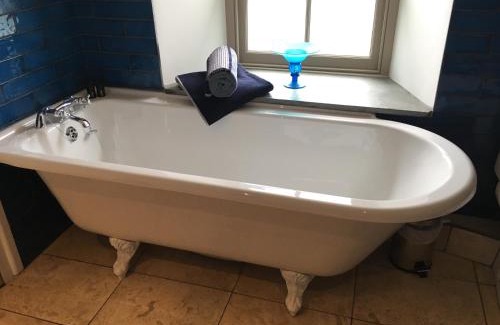 New Mill Bed & Breakfast | Lower Crankan Farm