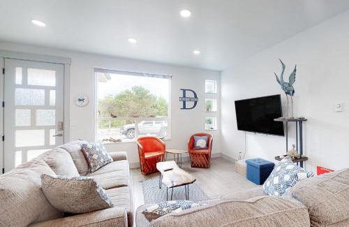 Bandon Apartment | Lower Driftwood