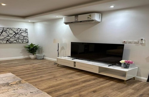 Riyadh Apartment | LP25 - Charming 1BR Apt near Riyadh Front