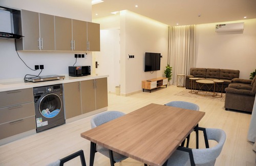 Riyadh Apartment | LP45.11 - Luxury 1BR Apartment in Al Arid