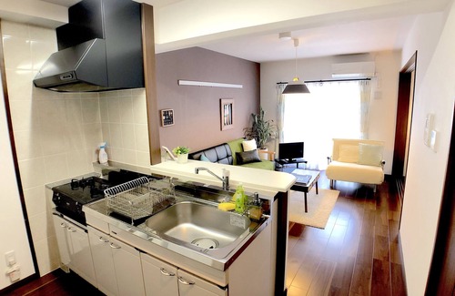Okinawa Apartment | Luana Lea Karate Kaikan Mae