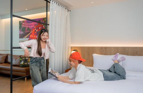 Bangkok Old Town Hotel | Lub d Bangkok Chinatown - Steps from Sam Yod MRT Station