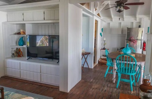 Lubbers Quarters Cay House | Lubbers Leap- Private Beach Front, Steps to your Dock on Lubbers Quarters