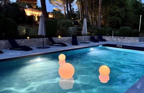 La Tour-d'Aigues Villa | Luberon superb architect villa 8 Pers 300 m2
