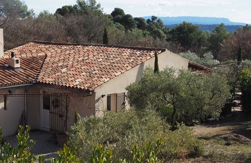 Cucuron Villa | Luberon, superb villa in a quiet and natural setting, close to the village