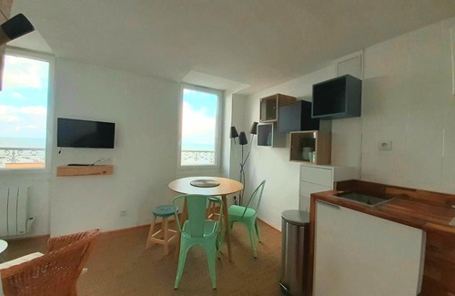 Luc-sur-Mer Apartment | LUC and SEA