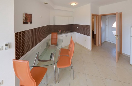 Turanj Apartment | Lucia & Laura Apartments by the sea - TURANJ Apartman 4 "