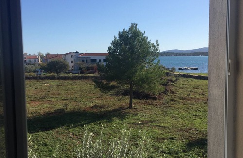 Turanj Apartment | Lucia & Laura Apartments by the sea - TURANJ Apartman 4 "