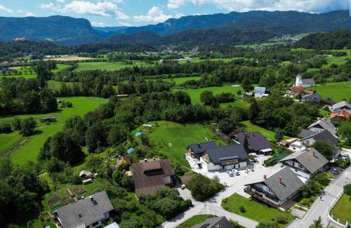 Zasip Apartment | LUCKA BLED quiet location, free bikes, big garden, doctor