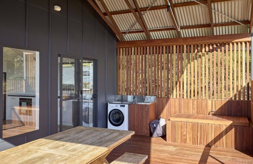 Bicheno Apartment | Lucy - Incredible views of Diamond Island