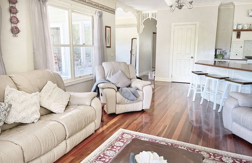 Healesville House | Lucy's House Serenity